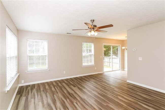 Building Photo - 127 Silver Fox Trail