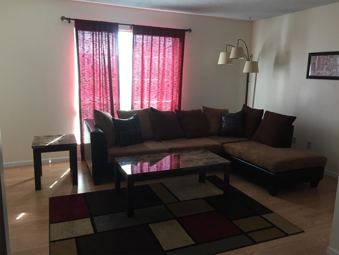 1104 Condo Dr, Rolla, MO 65401 Townhouse for Rent in Rolla, MO