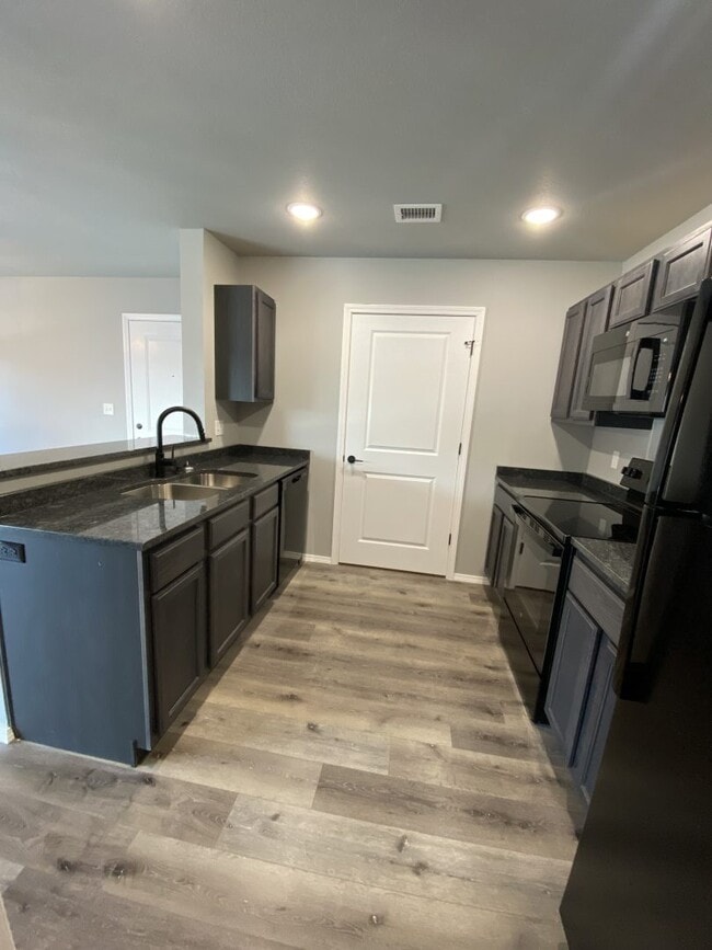 20th Place Apartments in Joplin, MO