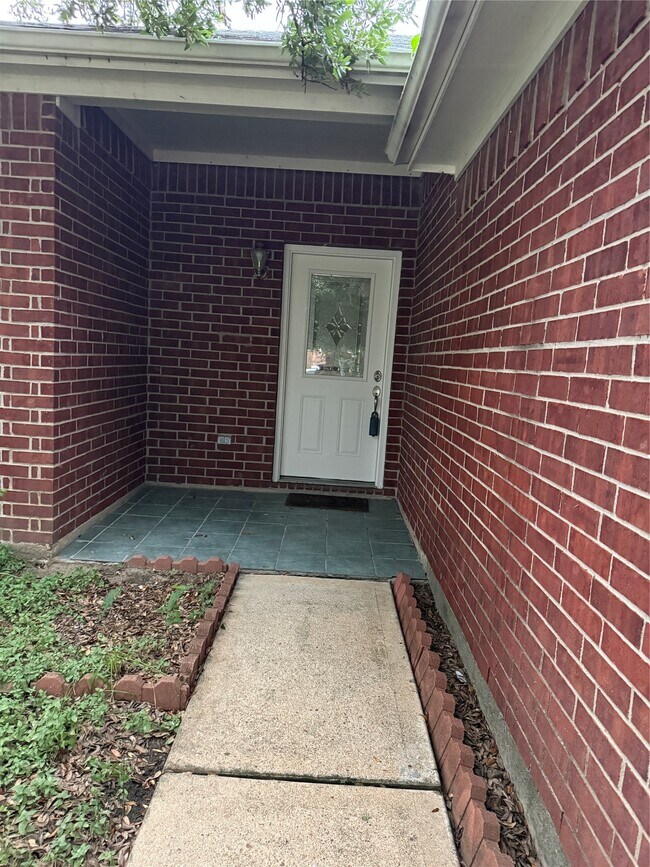 Building Photo - 17314 Glenmorris Dr