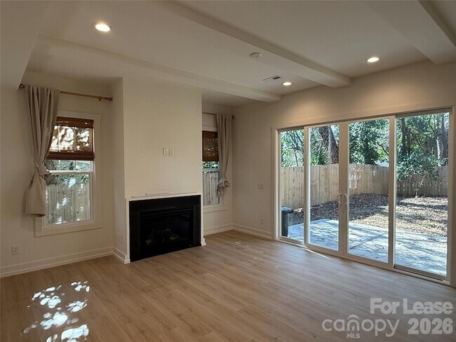 Foto del edificio - 612 Ambassador St