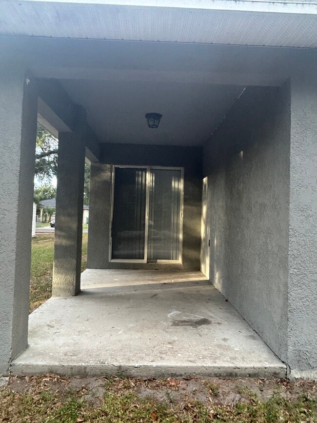 Building Photo - 700 Wilson St