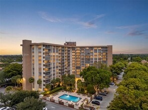 Building Photo - 10777 W Sample Rd