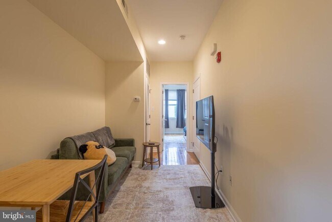 Foto del edificio - 2243 N 12th St