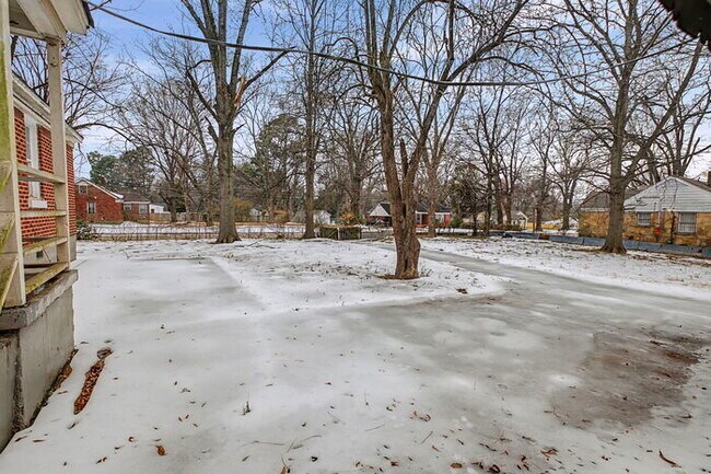 Foto del edificio - 1604 Alta Vista Ave