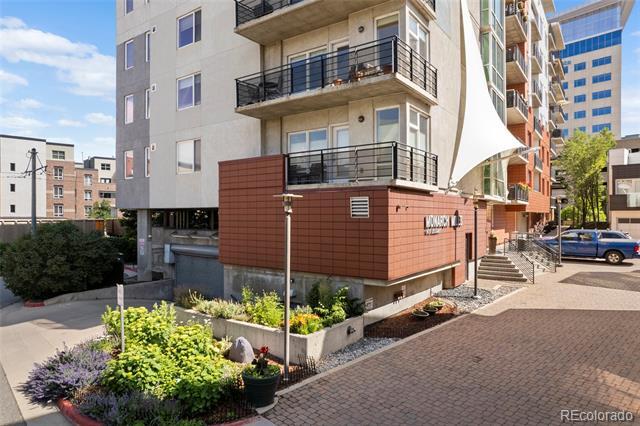 Foto del edificio - 1475 Delgany St