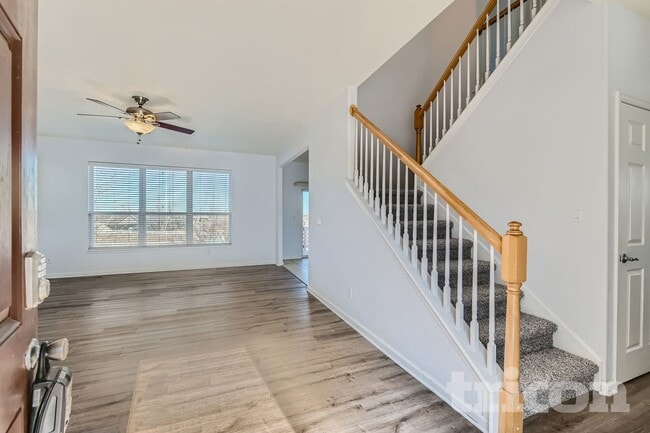 Foto del edificio - 673 Millet Cir