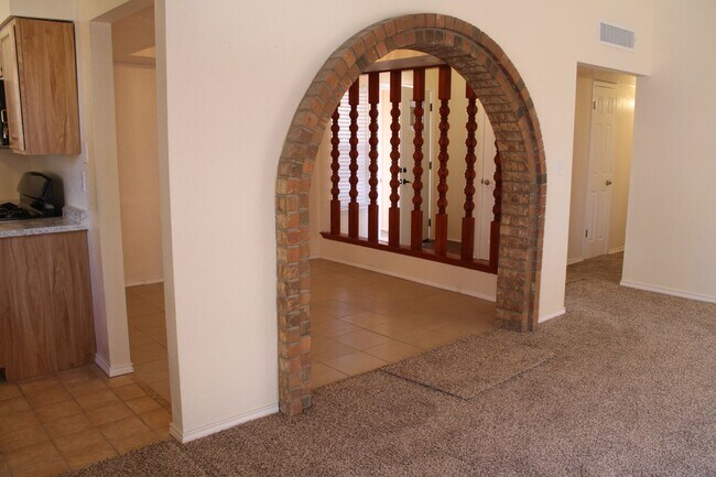 Building Photo - 11736 Trey Burton Dr