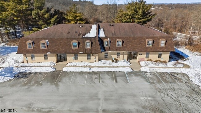 Foto del edificio - 350 S Sparta Ave