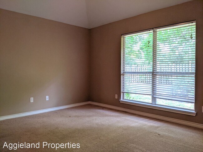 Building Photo - 3 br, 2 bath House - 1723 Beaver Pond Ct