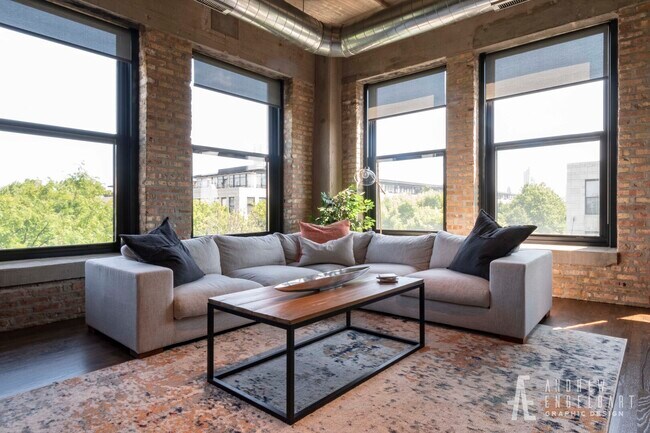 Foto del edificio - 1111 W 15th St