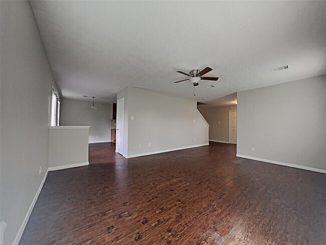 Foto del edificio - 21607 Nella Cir