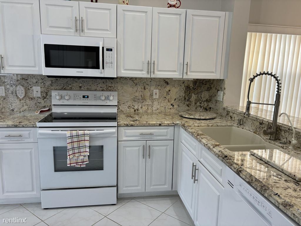 Primary Photo - 2 br, 2 bath House - 7634 Majestic Palm Dr...