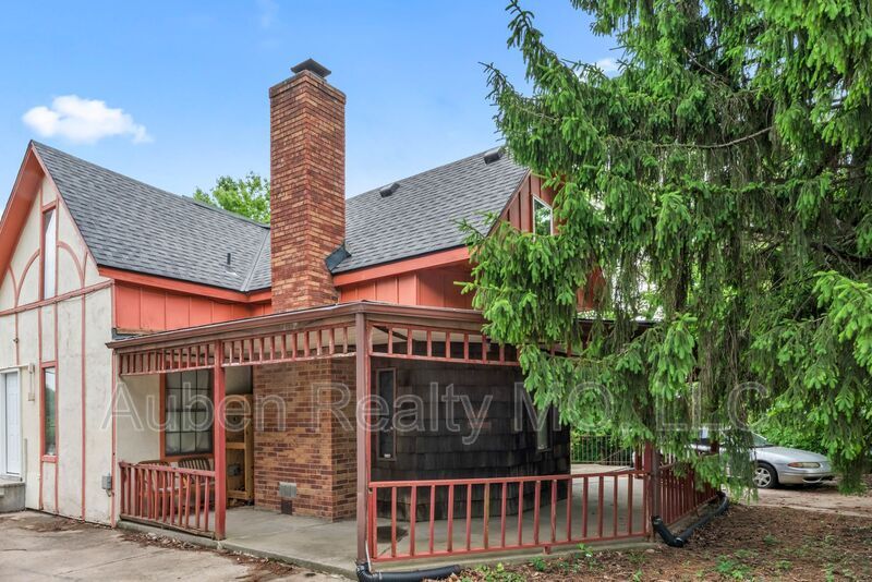 Foto principal - 803 E College St