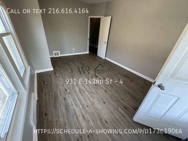 Foto del edificio - 931 E 143rd St