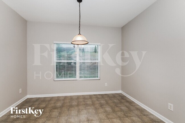 Foto del edificio - 16422 Austringer Pl