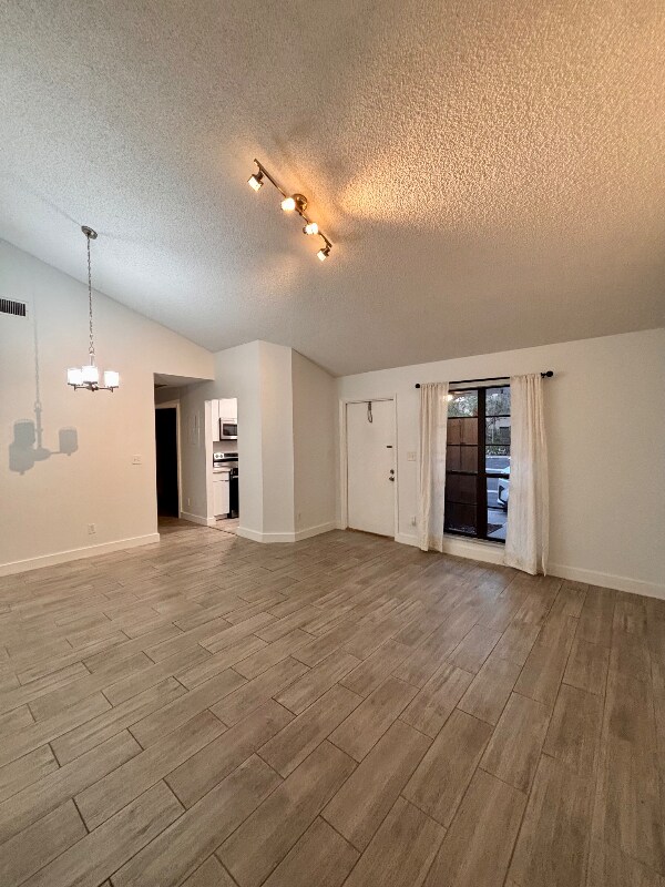 Foto del edificio - 1220 NW 122nd Terrace