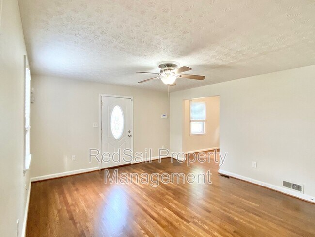 Building Photo - 1628 Orcutt Ave