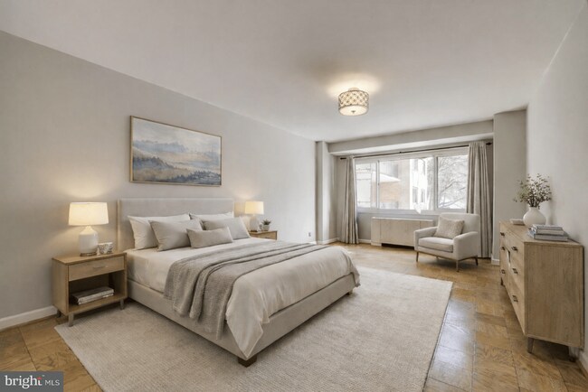 Foto del edificio - 4201 Cathedral Ave NW