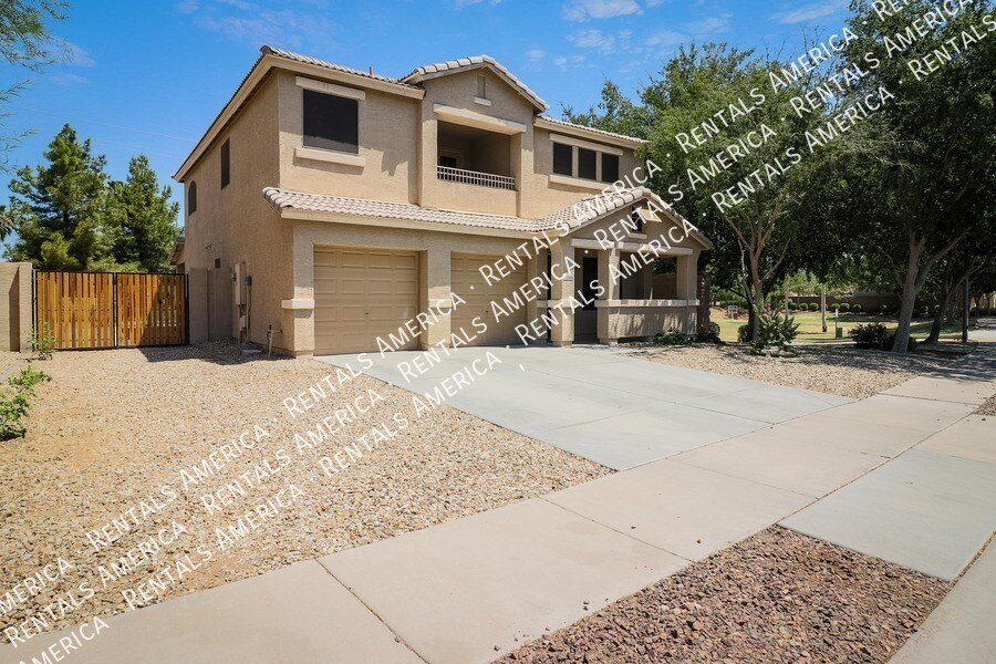 Foto principal - 10606 W La Reata Ave