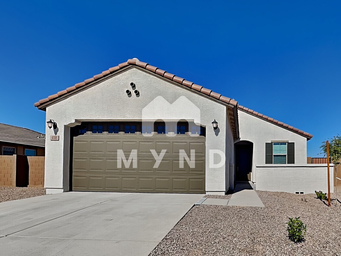 Primary Photo - 438 E Diamond Dr
