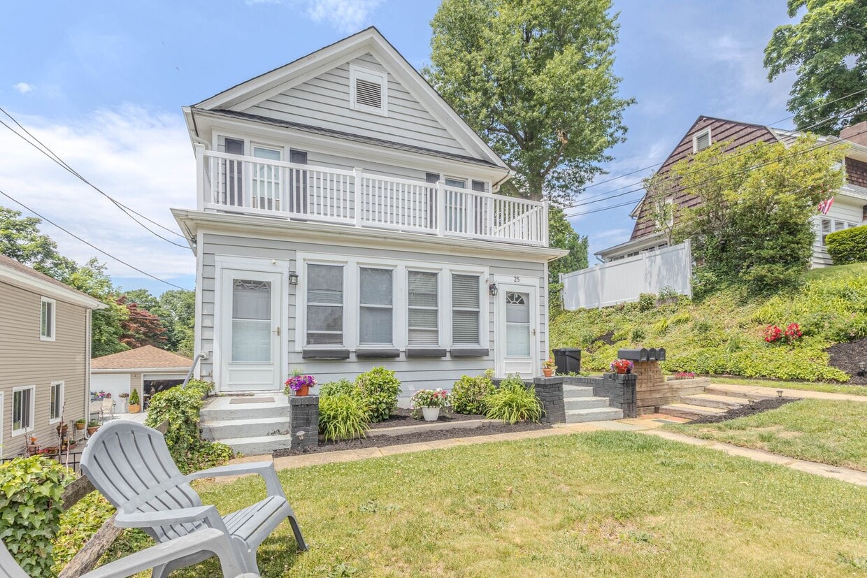Photo - 25 Cove Street