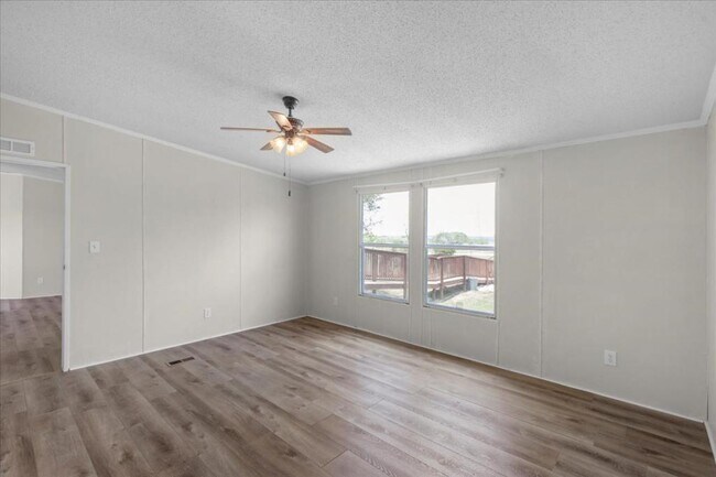 Foto del edificio - 4339 Stagecoach Rd