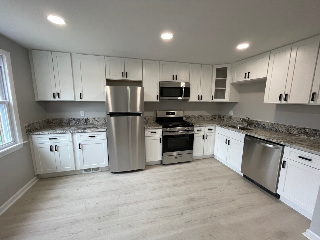Foto principal - 1324 Powell Rd