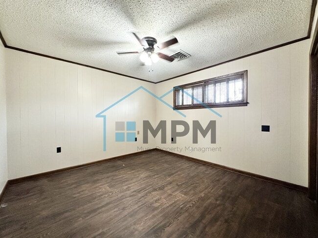 Foto del edificio - 2205 Fannie St