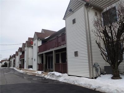 Building Photo - 770 W Ferry St