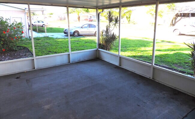 Building Photo - 7621 Heather St