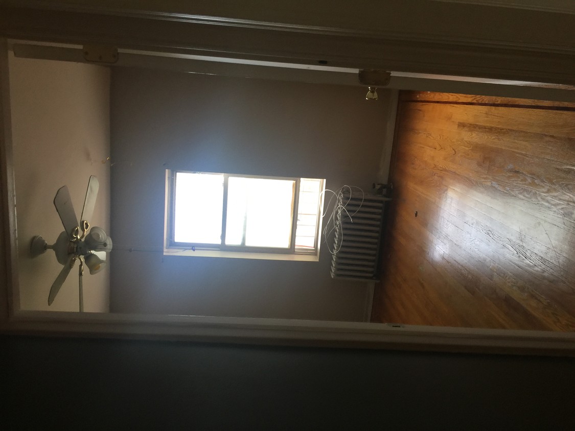 Bedroom - 98 Bay Ridge Ave