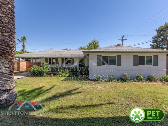Building Photo - 3409 E Indianola Ave