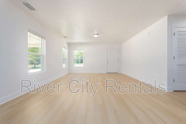 Foto del edificio - 5403 Laredo St