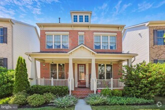 Building Photo - 14025 Godwit St