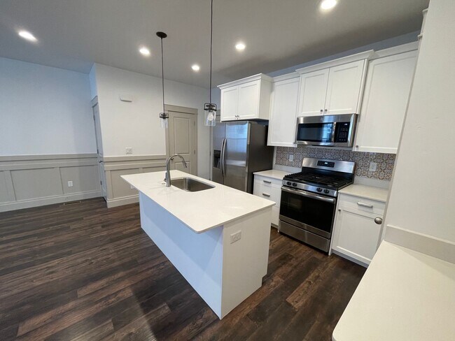 Foto del edificio - Beautiful 3 Bedroom In North Salt Lake