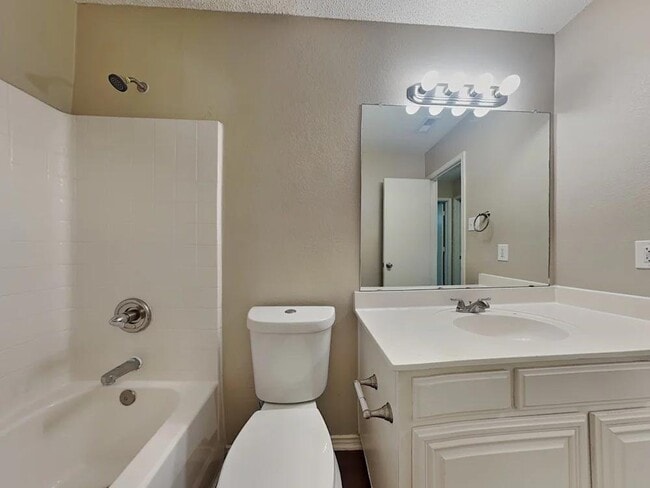 Building Photo - 8004 Mourning Dove Dr