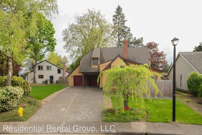 Building Photo - 20800 NW Wapinitia Pl