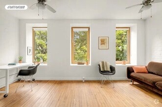 Building Photo - 156 W 130th St
