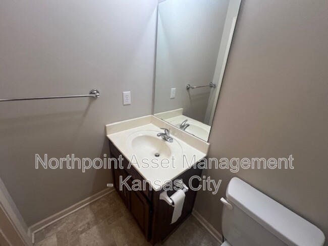 Foto del edificio - 4029 N Hardesty Ave