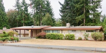 Building Photo - 13305 SE 42nd St
