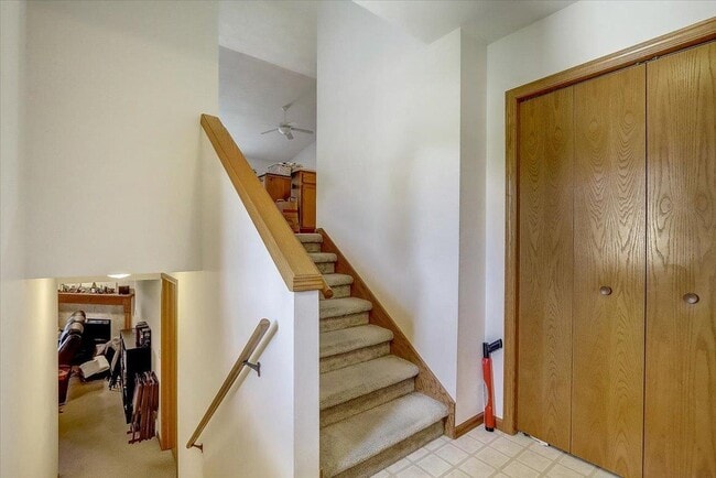 Building Photo - 519 Blaser Dr