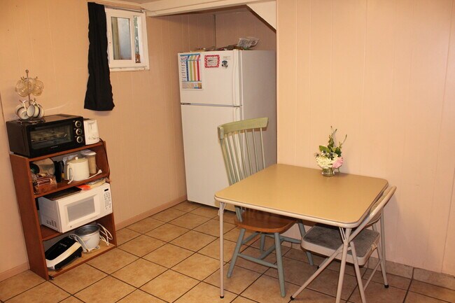 Kitchen - 274 N 300 W