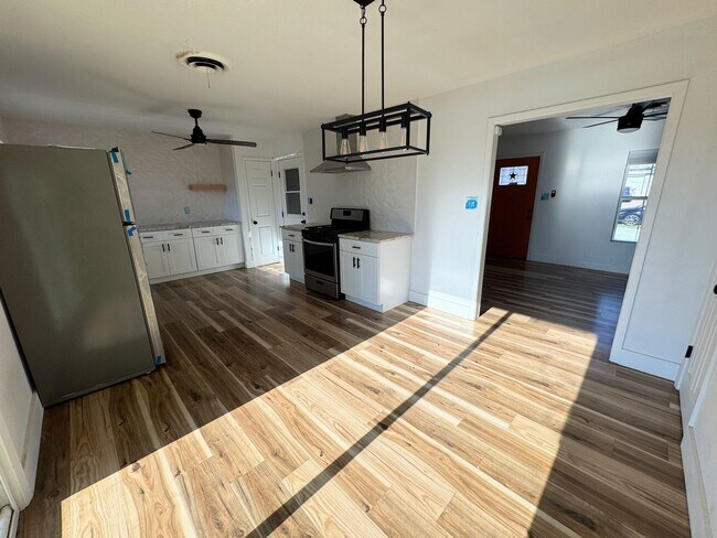 Foto del edificio - 3-Bedroom House for Rent in Copperas Cove