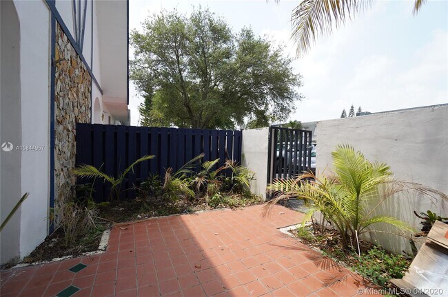 Foto del edificio - 3916 SW 67th Ter  115 Davie Fl 33314