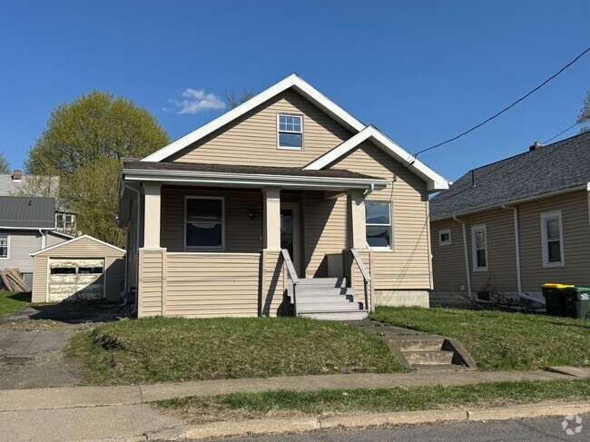 Building Photo - 772 State St