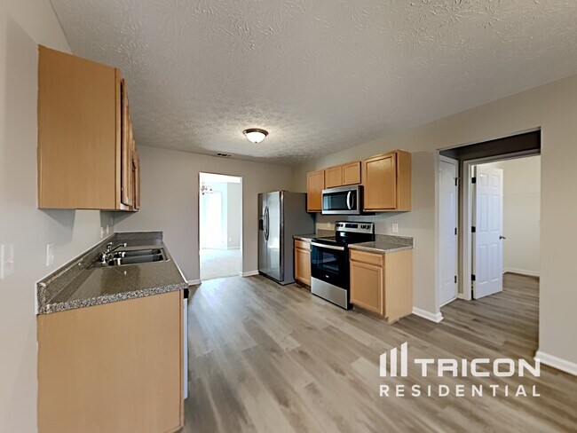 Foto del edificio - 330 Summit View Dr