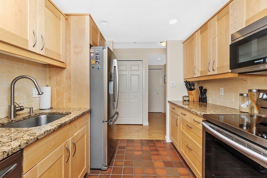 Foto principal - 47 Harvard St