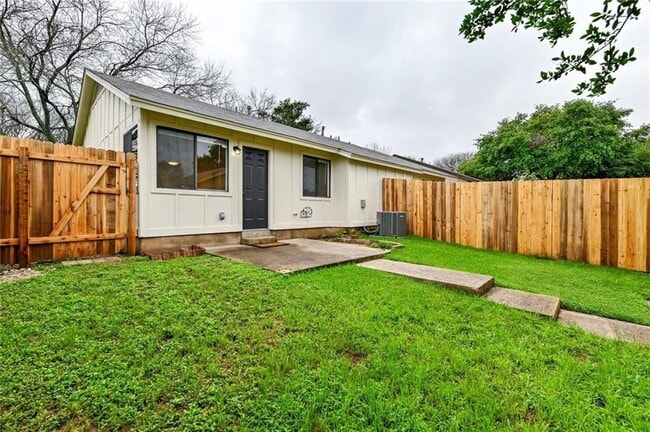 Building Photo - 1602 W Braker Ln