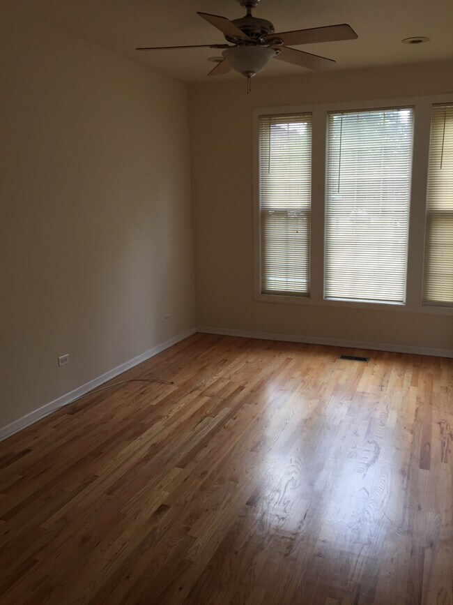 Building Photo - 1701 N Talman Ave